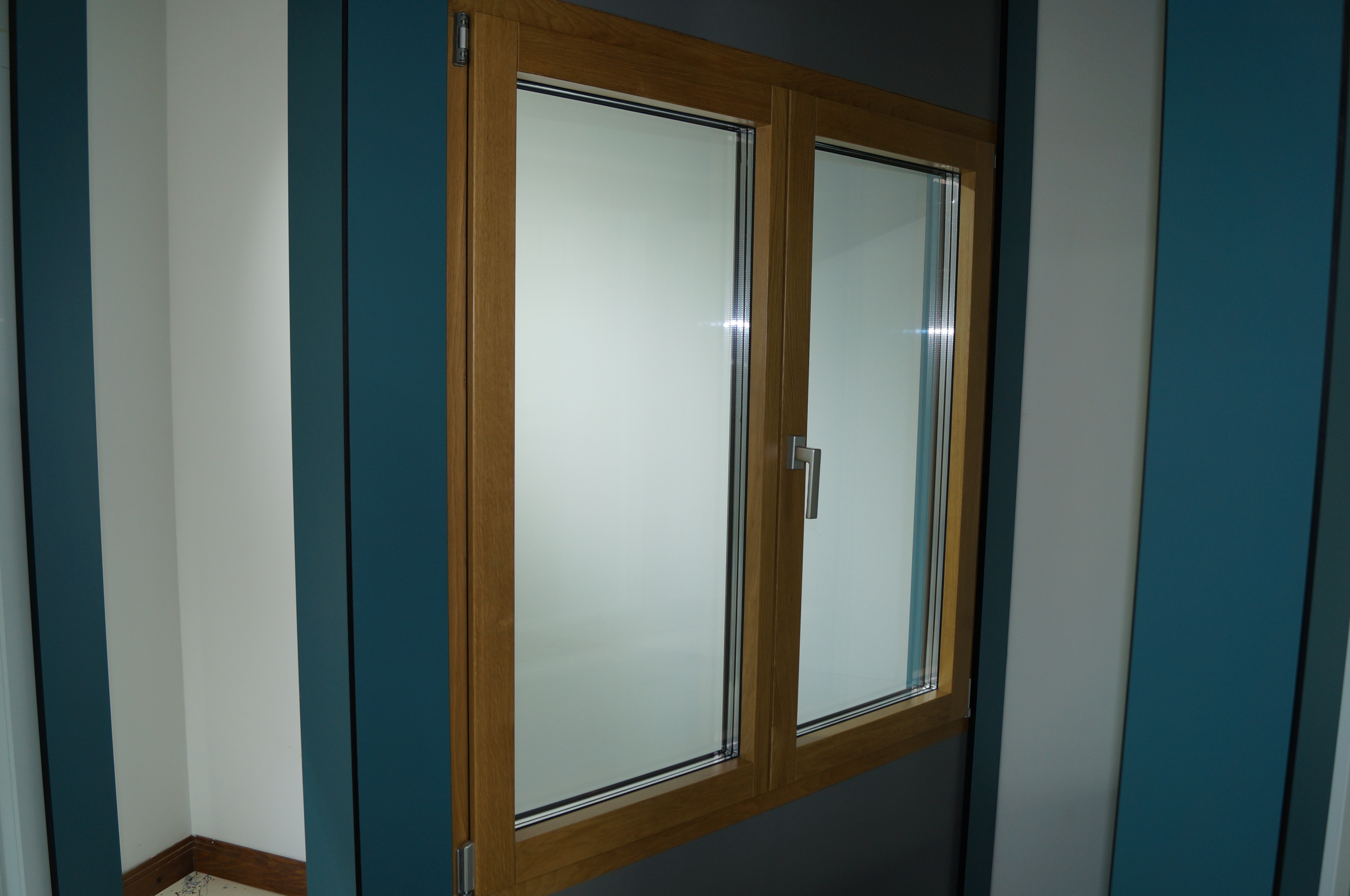 Oak Wood-Aluminium original product image 4